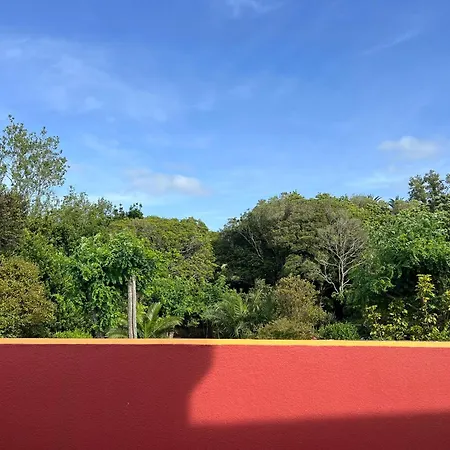 A Casa Amarela * Capelas (Sao Miguel)