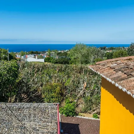 A Casa Amarela