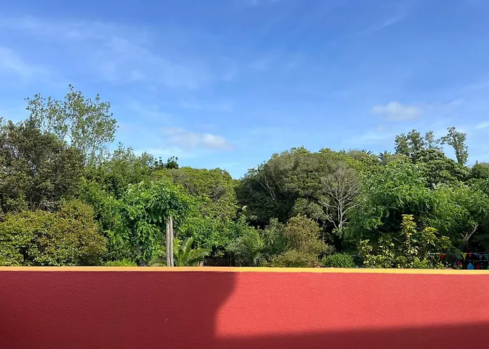 A Casa Amarela * Capelas