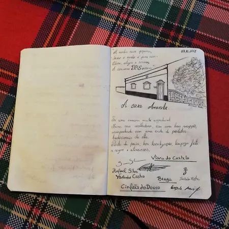 A Casa Amarela