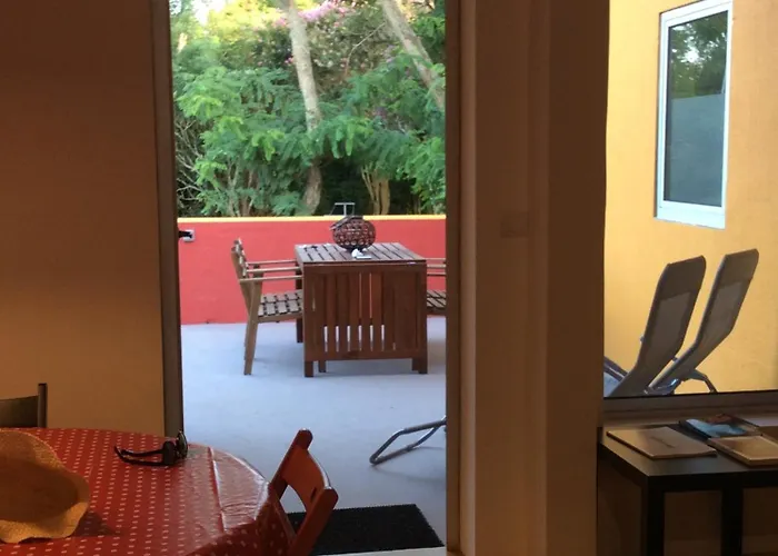 Casa de Férias A Casa Amarela Capelas (Sao Miguel)