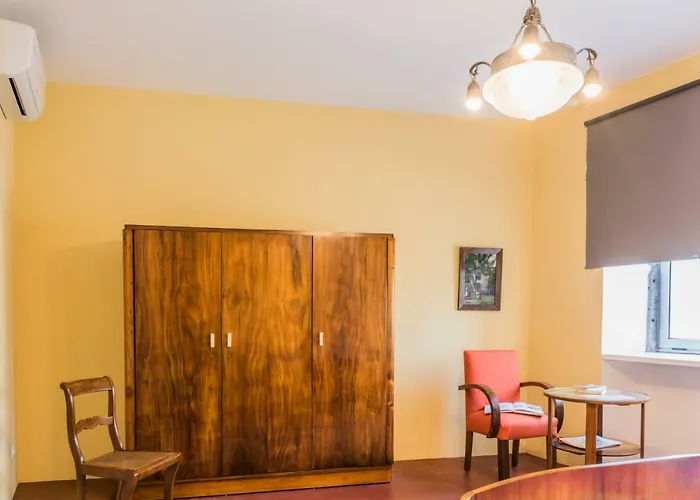 A Casa Amarela * Capelas (Sao Miguel)